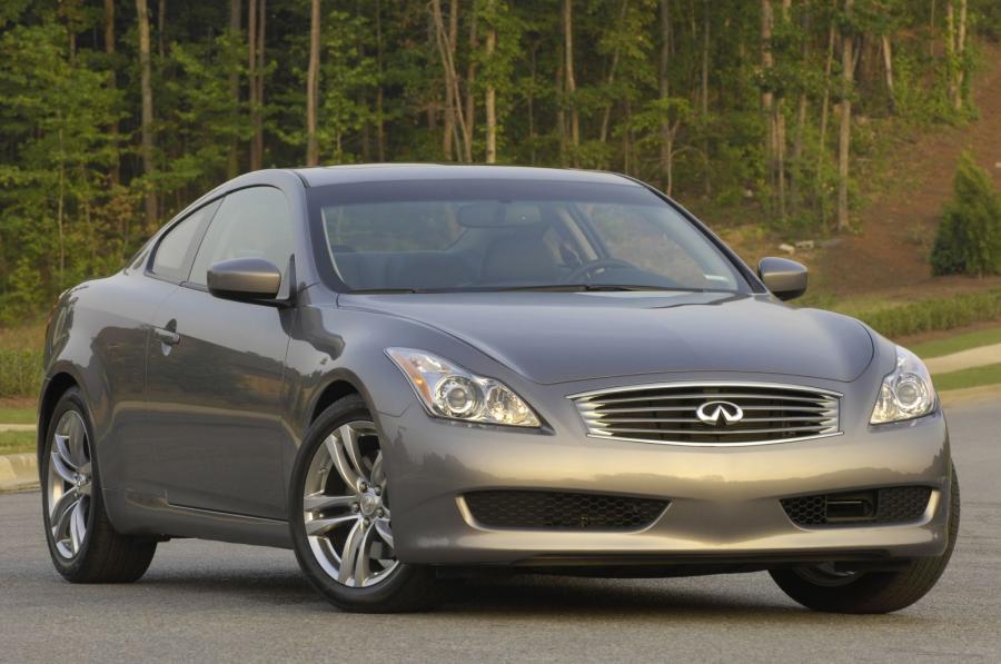  Infiniti G37 Coupe 2007 года  (фото 46 из 74)